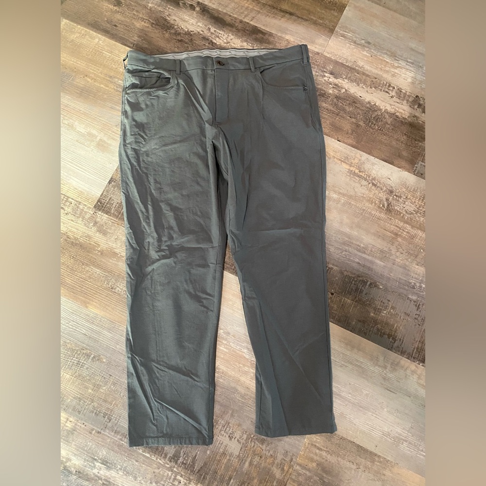 Tommy Bahama Men's Charcoal Chinos